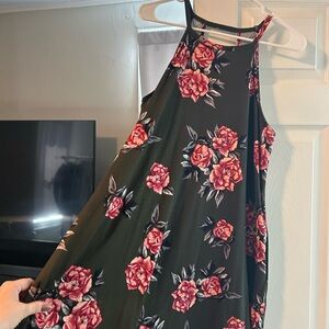 Nine Britton Floral Maxi Dress - Black and Red